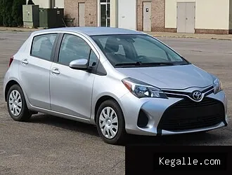 Toyota Vitz 2017 — Auto